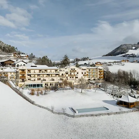 Mirabell Alpine Garden Resort & Spa-3